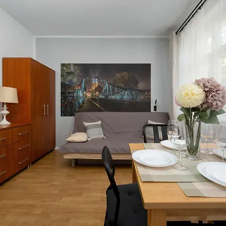 아파트 Functional In Downtown By Renters